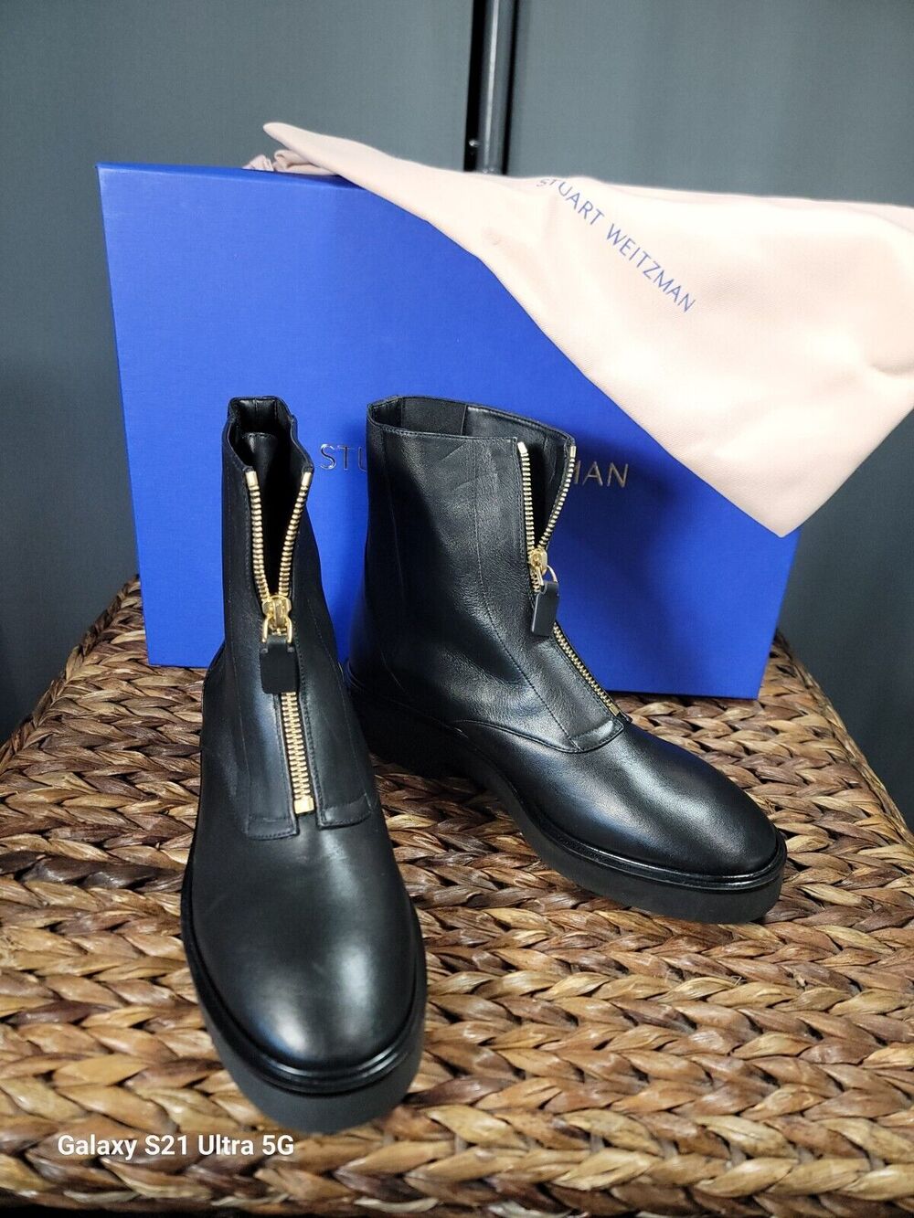 Stuart Weitzman Women 7b Lodge Boots Black Leather Bootie Zip Platform NEW